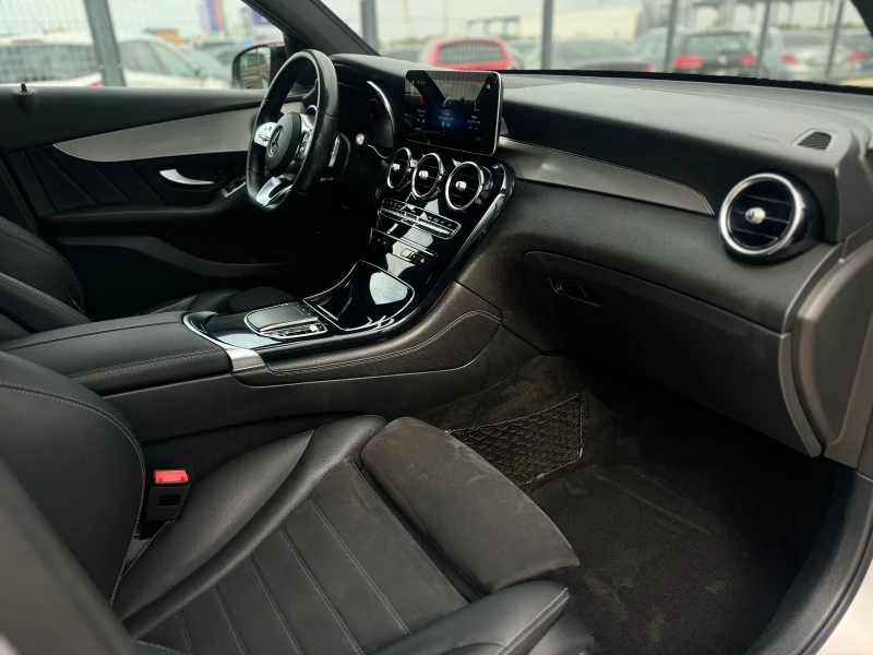 Mercedes-Benz GLC 220 AMG COUPE facelift, снимка 14 - Автомобили и джипове - 51845750