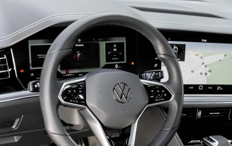 VW Touareg 3.0 TDI R-LINE 4MOTION MATRIX CAMERA KEYLESS, снимка 6 - Автомобили и джипове - 51912330
