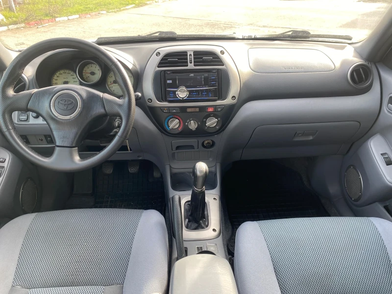 Toyota Rav4 2.0 vvti 4x4, снимка 8 - Автомобили и джипове - 52902711