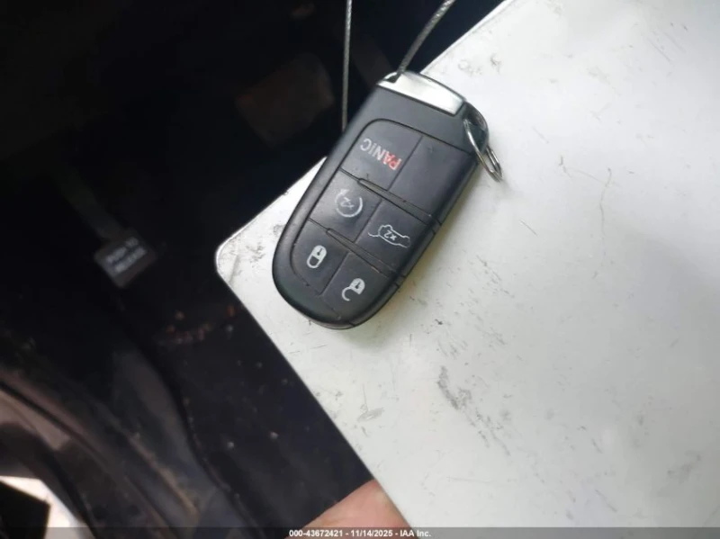 Jeep Grand cherokee 3.6L V-6 DOHC, VVT, 293HP 4X4 Drive, снимка 3 - Автомобили и джипове - 53052539