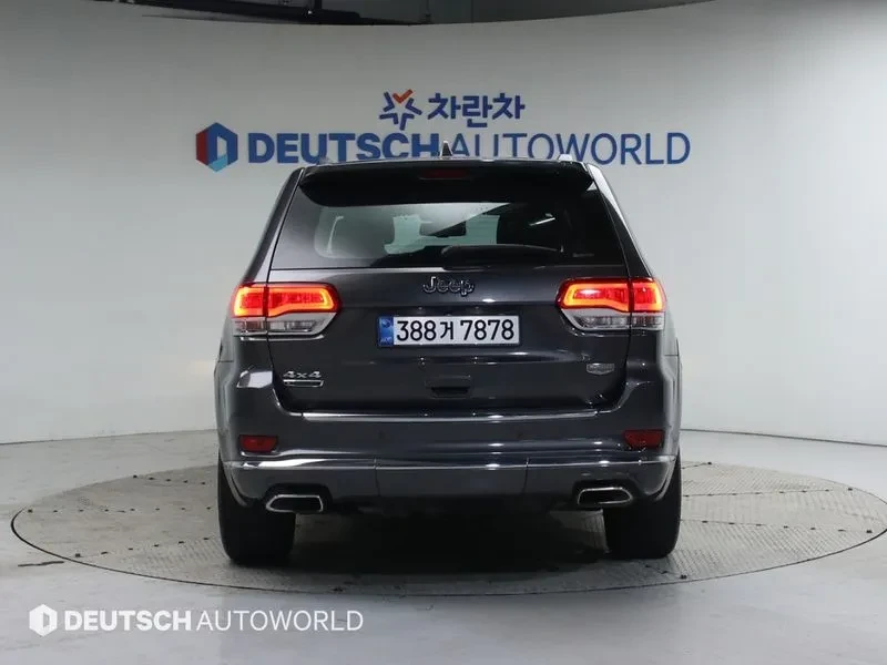 Jeep Cherokee 3.0 Diesel Summit, снимка 3 - Автомобили и джипове - 53590378