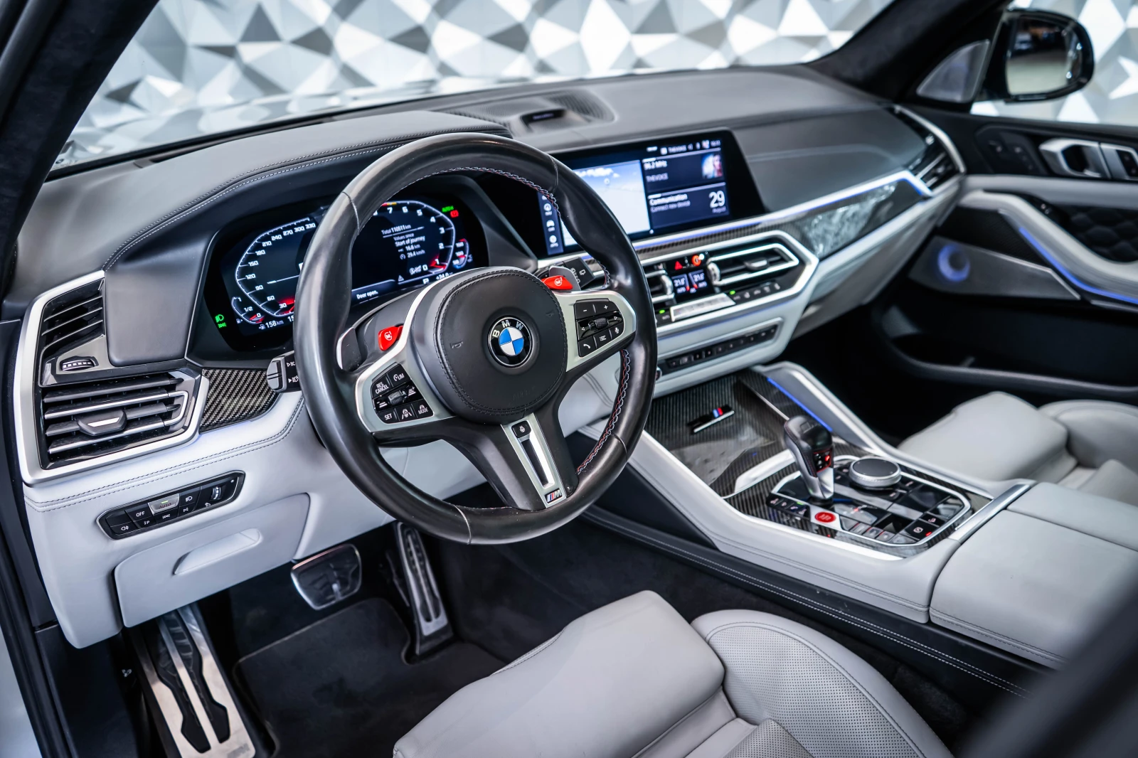 BMW X5 M Competition SkyLounge  - изображение 8
