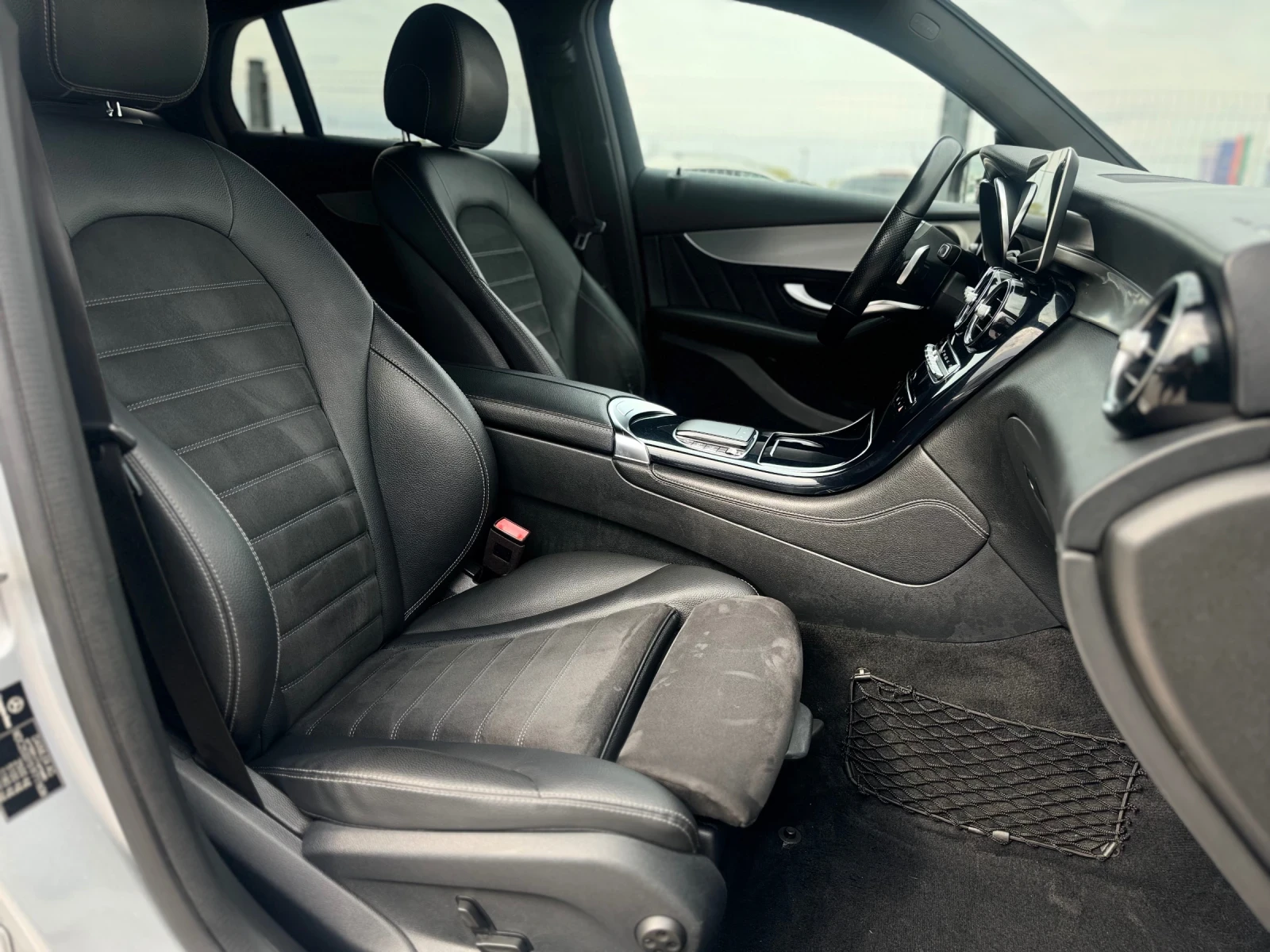 Mercedes-Benz GLC 220 AMG COUPE facelift | Mobile.bg   15