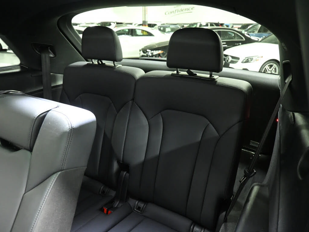 Audi Q7 *  *    *   *  | Mobile.bg   17