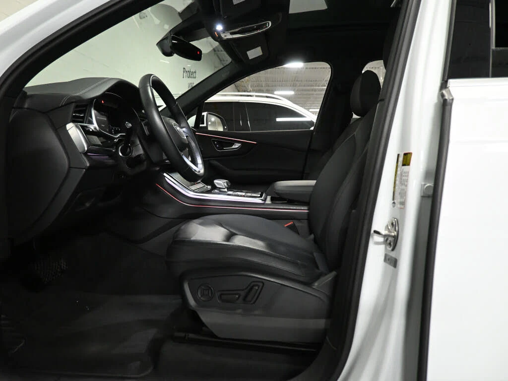 Audi Q7 * АВТО КРЕДИТ* ЦЕНА ДО БГ * Сервизна история *  - изображение 8