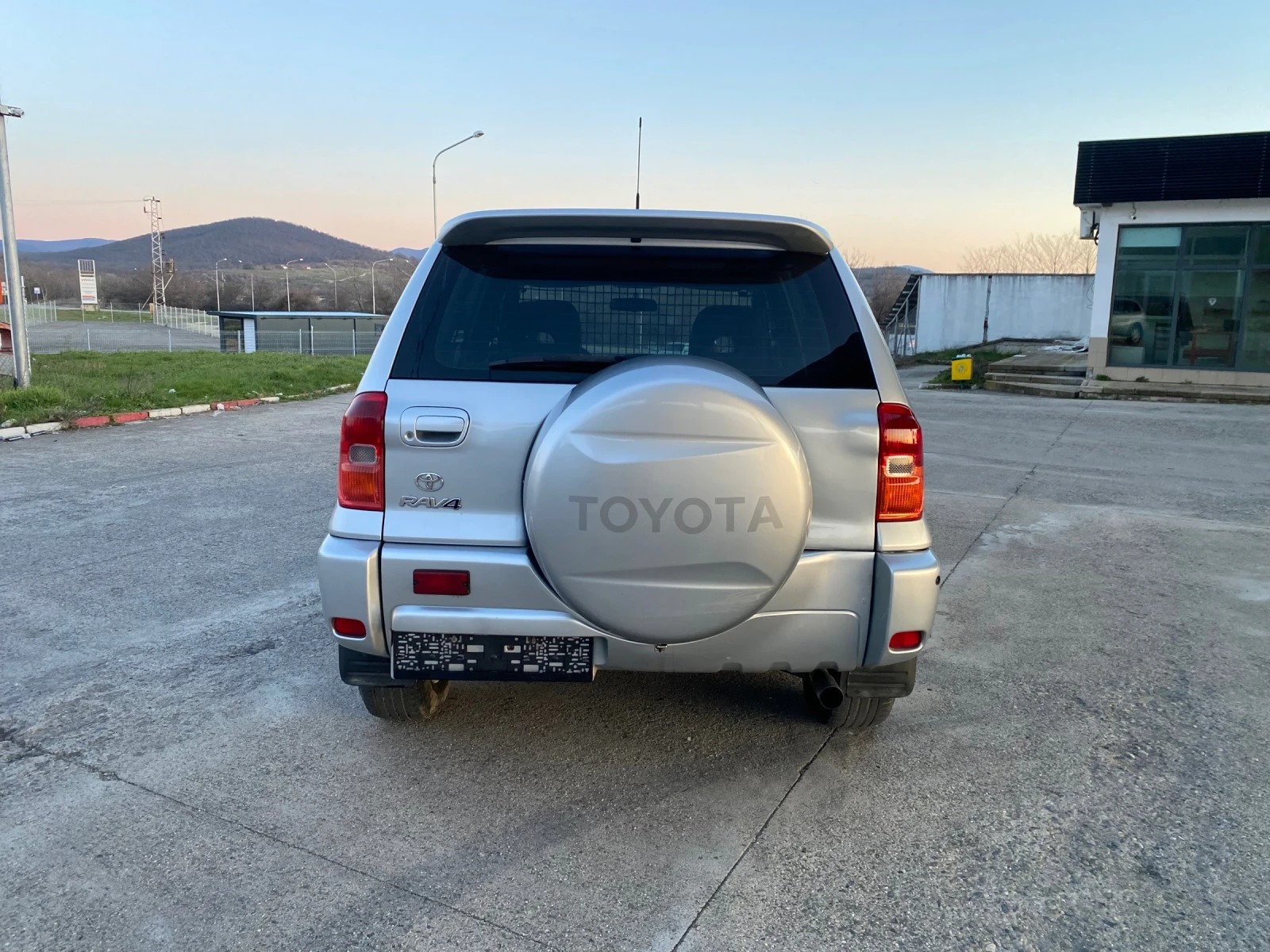 Toyota Rav4 2.0 vvti 4x4, снимка 7 - Автомобили и джипове - 52902711