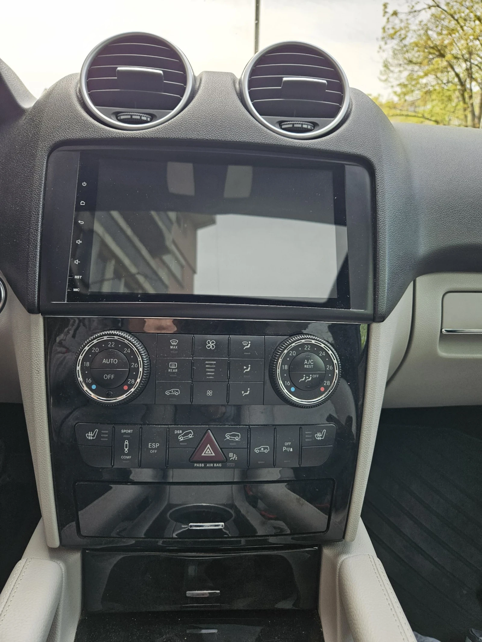 Mercedes-Benz ML 320 BLUETEC, снимка 13 - Автомобили и джипове - 53375230