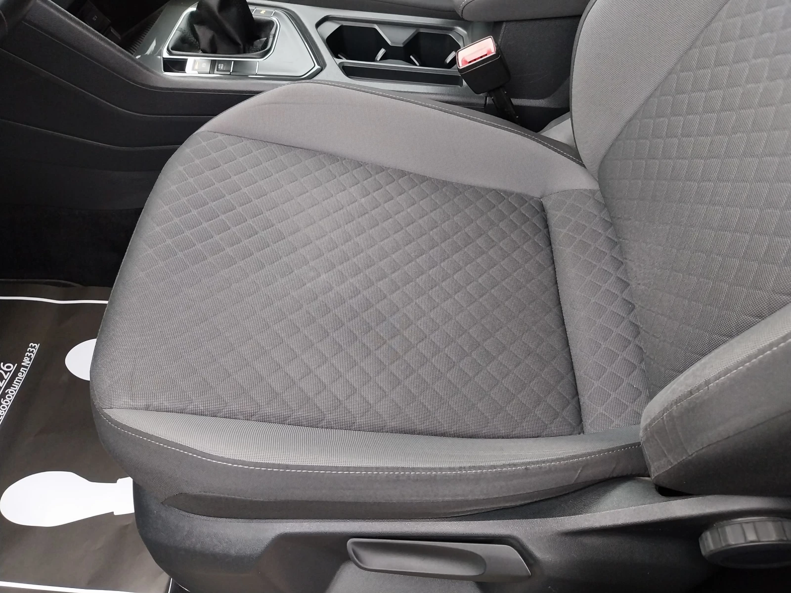 VW Tiguan 2.0 TDI - изображение 8