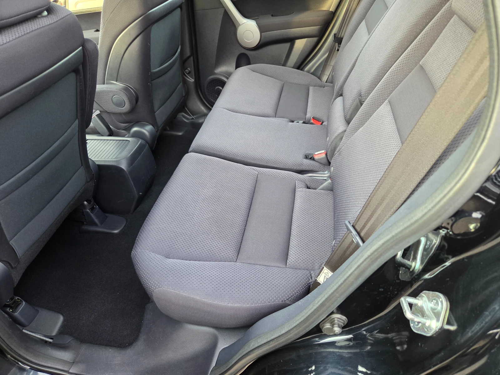 Honda Cr-v 2.0i, снимка 5 - Автомобили и джипове - 54126615