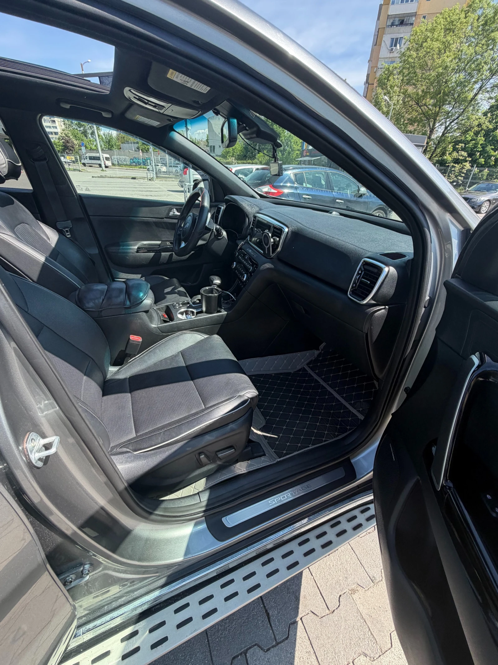 Kia Sportage 2.0 T-GDI (237 Hp) AWD, снимка 7 - Автомобили и джипове - 54492636
