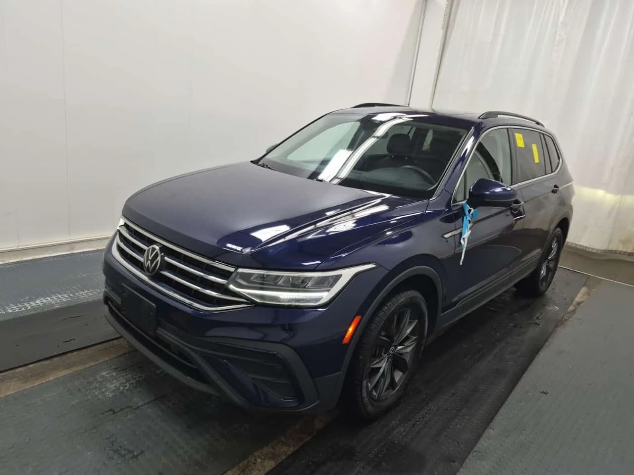 VW Tiguan COMFORTLINE| ПАНОРАМА| ПОДГРЕВИ| 2 КЛЮЧА + ГУМИ