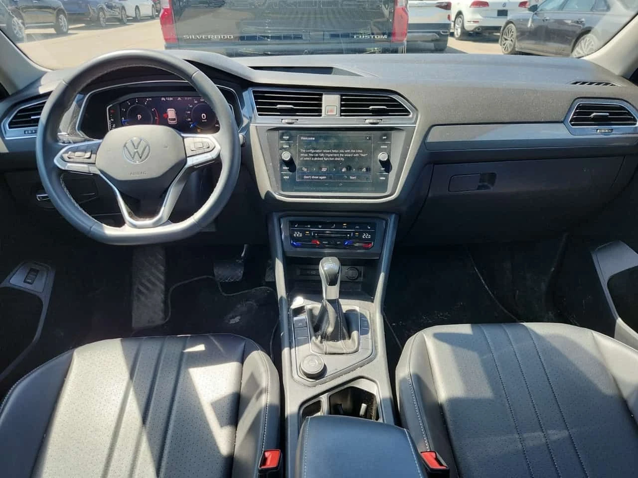 VW Tiguan COMFORTLINE| ПАНОРАМА| ПОДГРЕВИ| 2 КЛЮЧА + ГУМИ, снимка 10 - Автомобили и джипове - 54497409