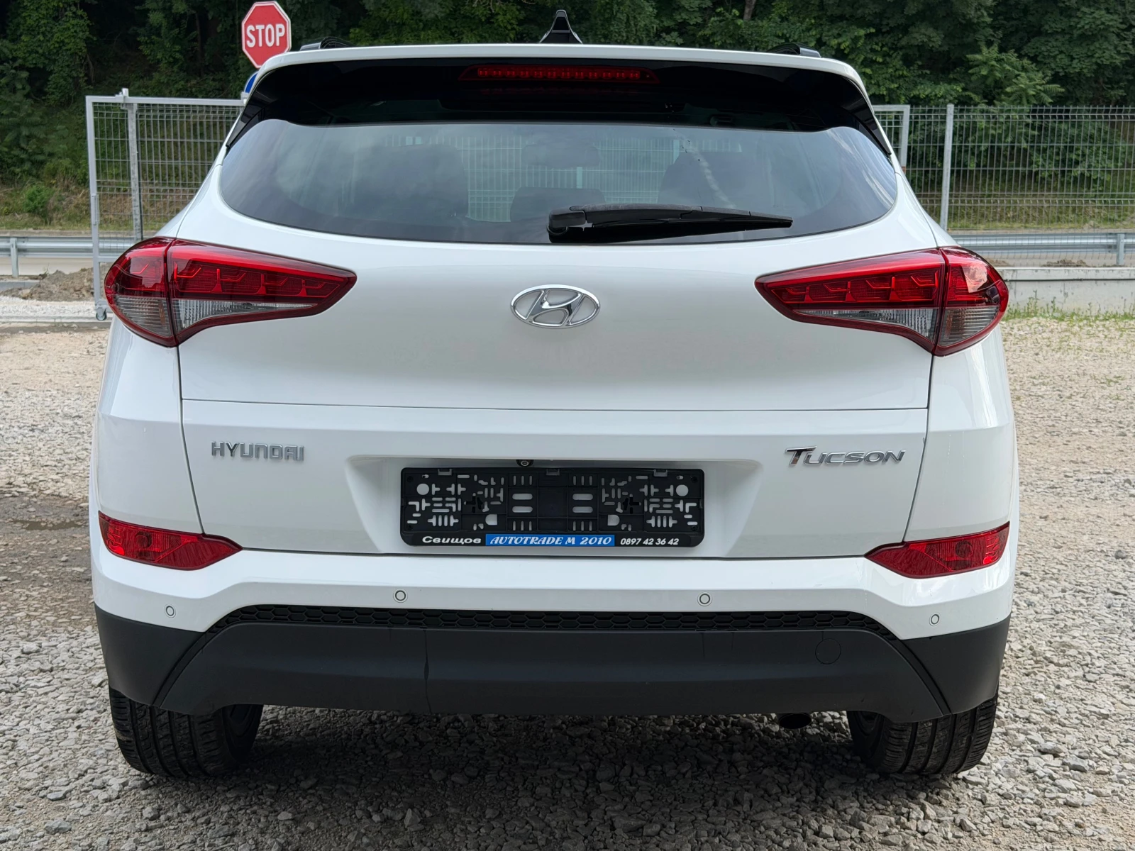 Hyundai Tucson 1.7CRDI* AVTOMAT* PANORAMA* Full* EVRO6, снимка 5 - Автомобили и джипове - 54745306