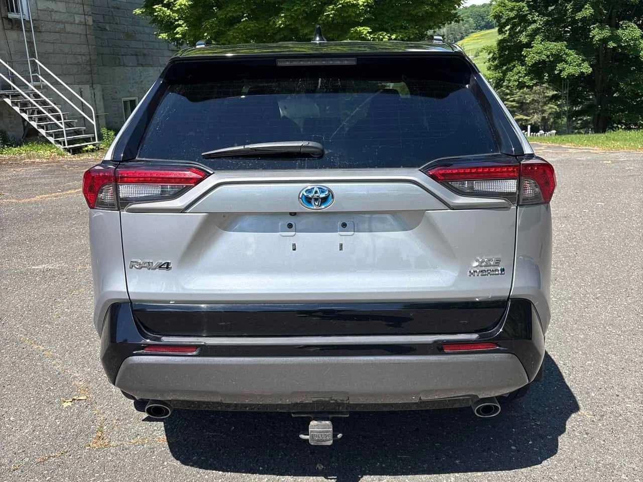 Toyota Rav4 * Hybrid XLE * CARFAX * ЦЕНА ДО БГ, снимка 4 - Автомобили и джипове - 54896755