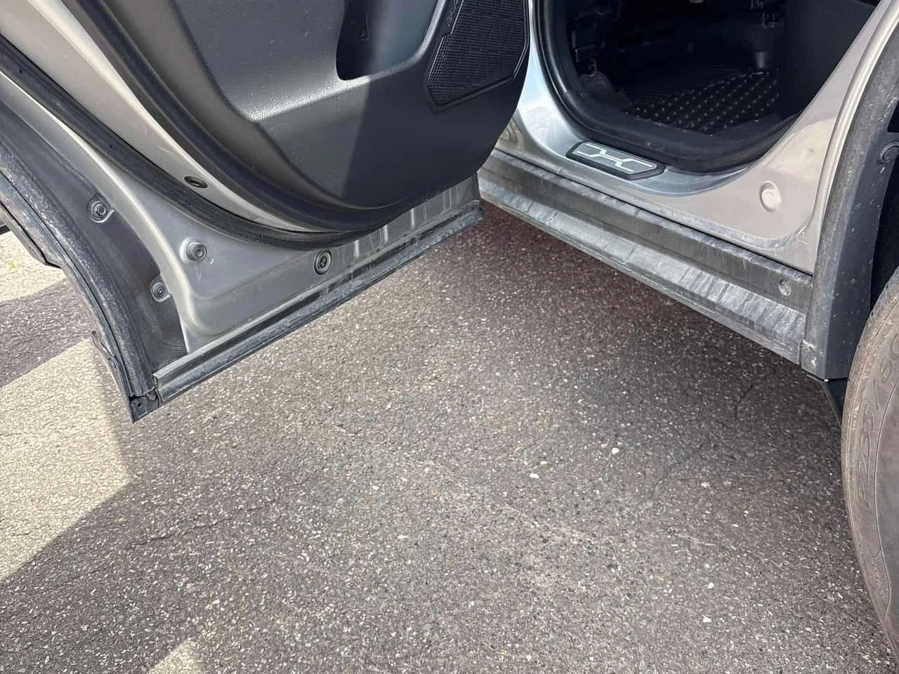 Toyota Rav4 * Hybrid XLE * CARFAX * ЦЕНА ДО БГ, снимка 15 - Автомобили и джипове - 54896755