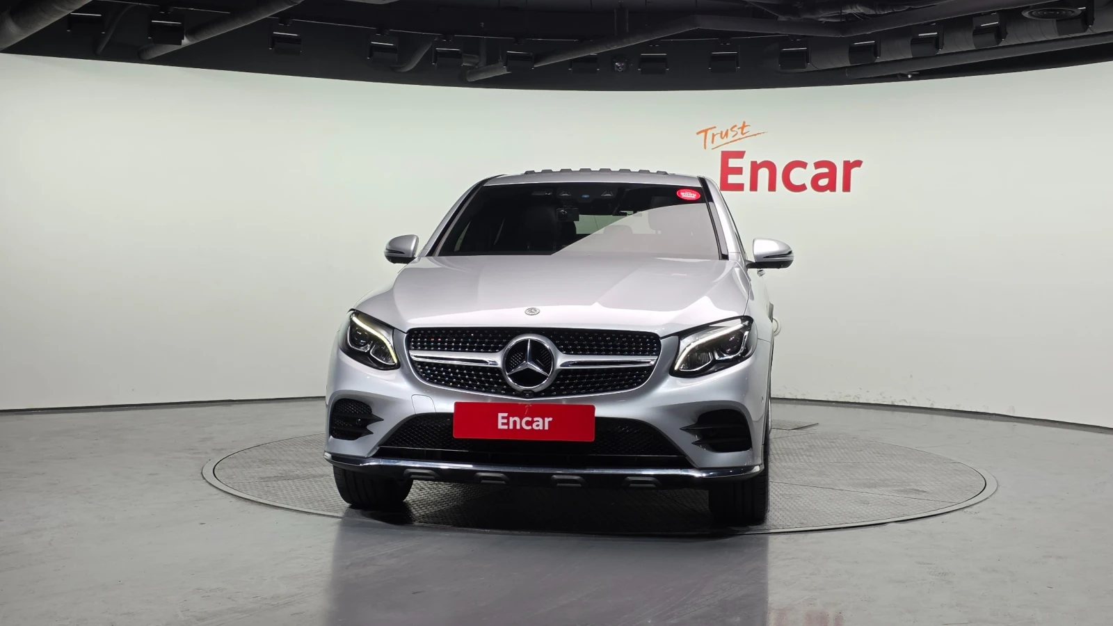 Mercedes-Benz GLC 220 d 4Matic * ПОДГРЕВИ * 360 * ЛЮК, снимка 2 - Автомобили и джипове - 55359392