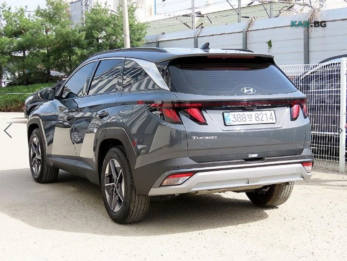 Hyundai Tucson DIGITAL* 360 CAMERA* ОБДУХВАНЕ* ПОДГРЕВ* ДИСТРОНИК, снимка 3 - Автомобили и джипове - 55403787