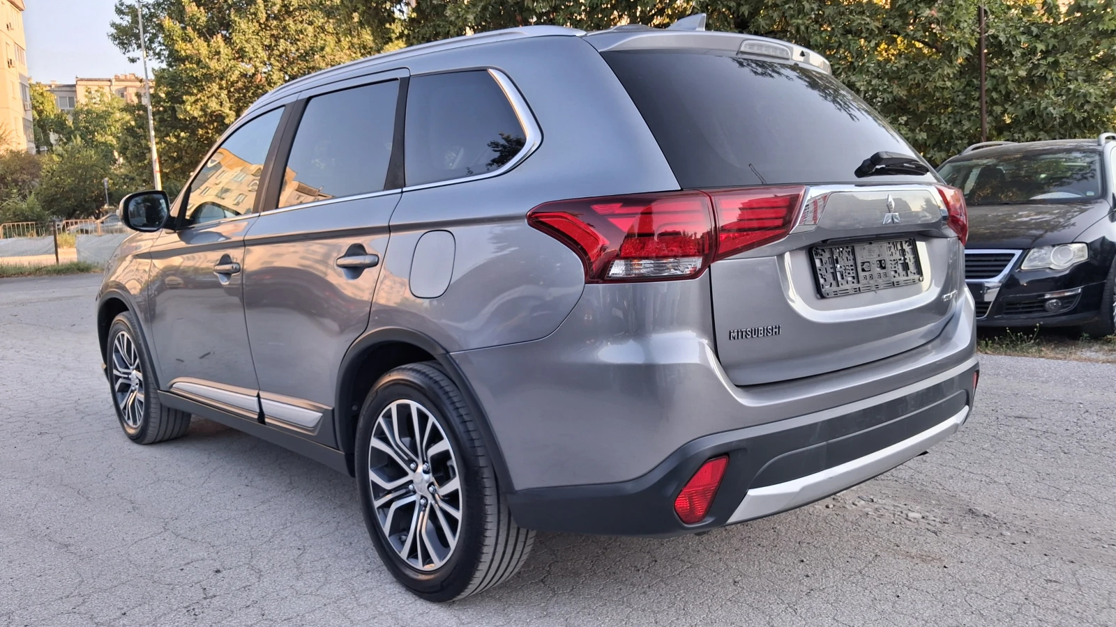 Mitsubishi Outlander 2.2DI-D 4WD AVTOMAT/KAMERA/NAVI EURO 6 | Mobile.bg � ����������� 5
