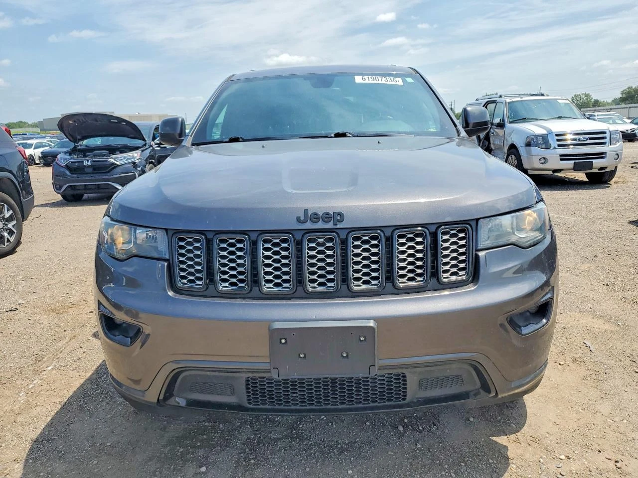 Jeep Grand cherokee 3.6l Laredo, снимка 5 - Автомобили и джипове - 55877645