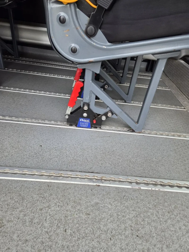 Renault Master 2.3-145, снимка 11 - Бусове и автобуси - 52243698