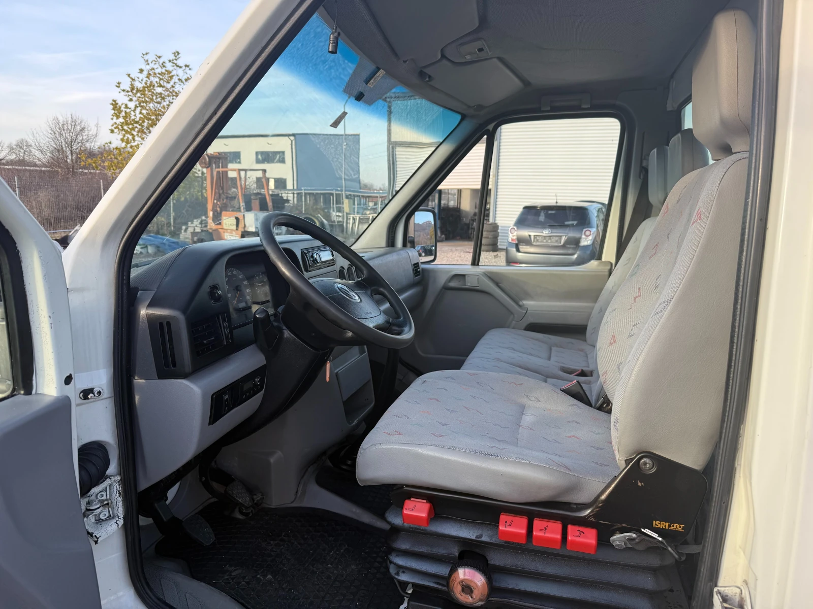 VW Lt 2.5TDI-102PS - изображение 9