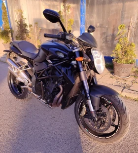 Снимка MV Agusta Brutale