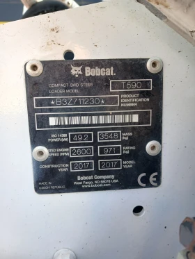 Мини челни товарачи Bobcat T 590, снимка 11