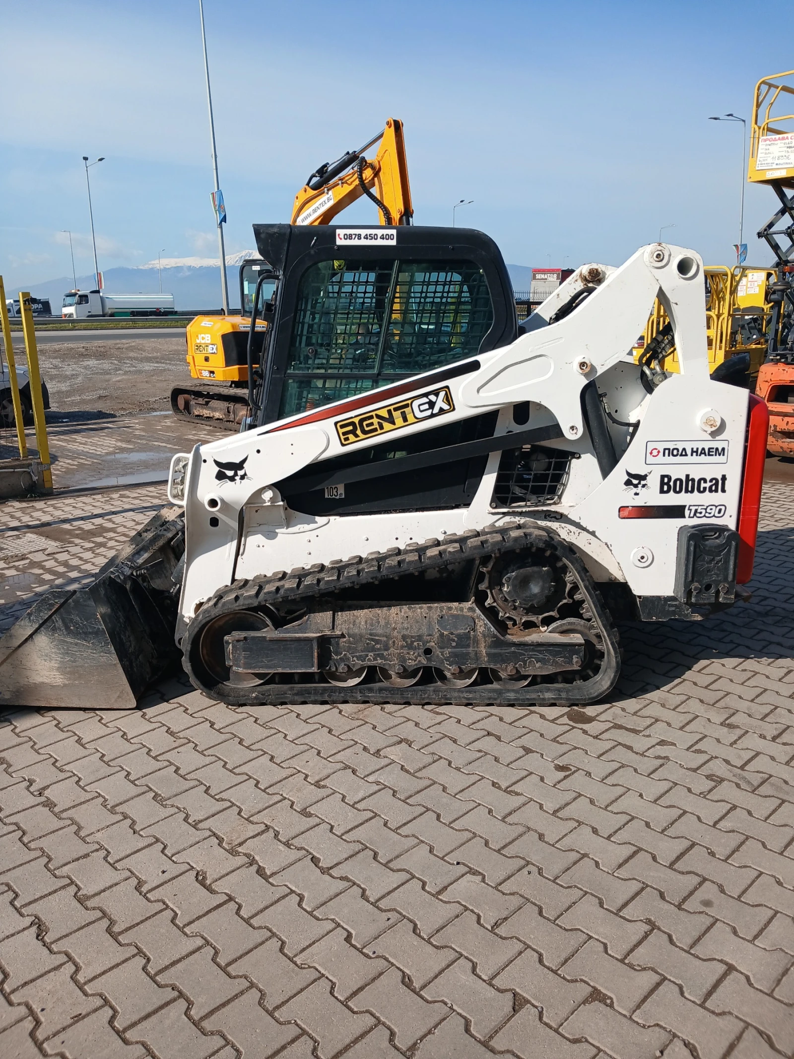 Мини челни товарачи Bobcat T 590, снимка 8 - Индустриална техника - 54353305