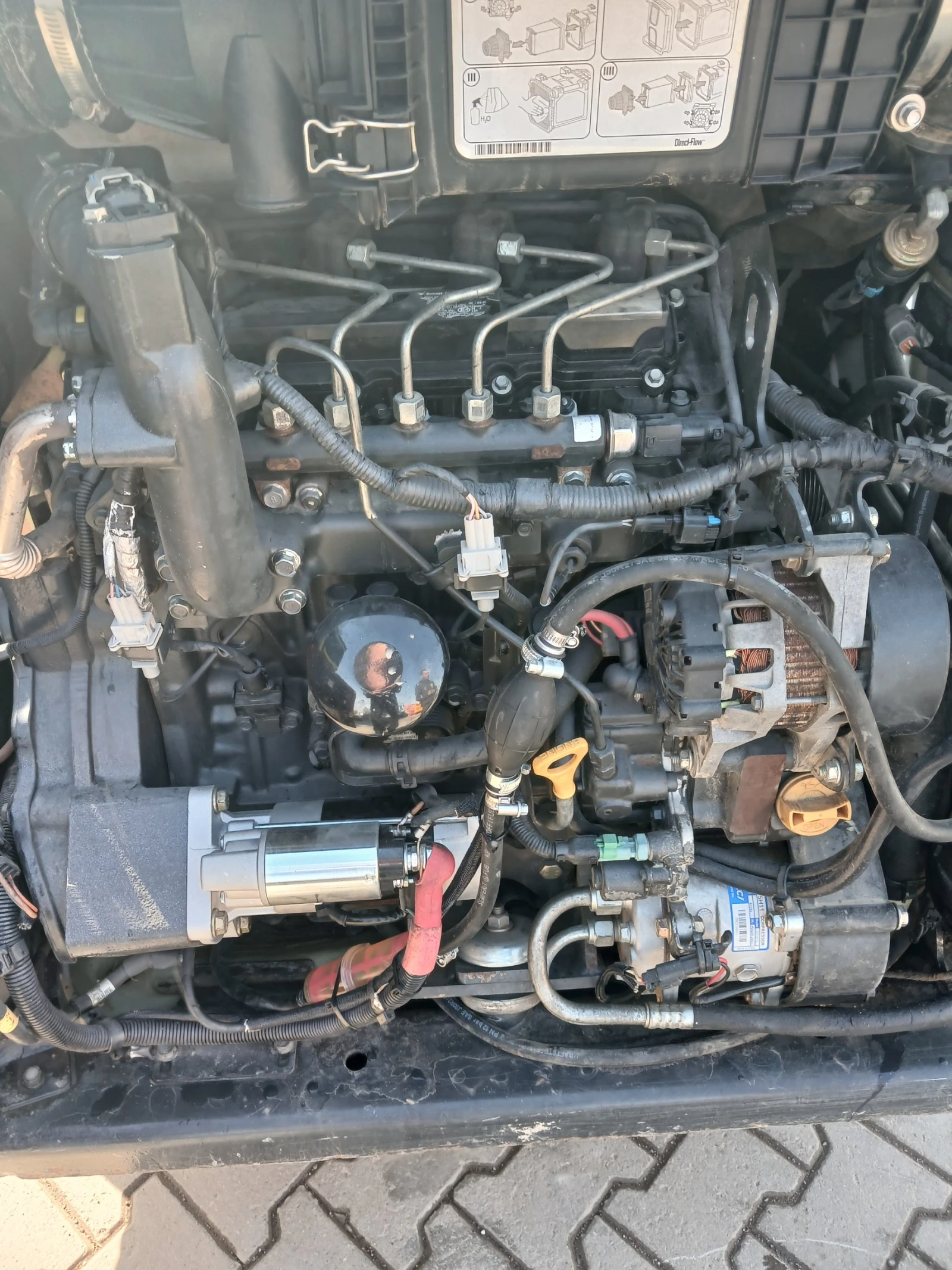 Мини челни товарачи Bobcat T 590, снимка 12 - Индустриална техника - 54353305