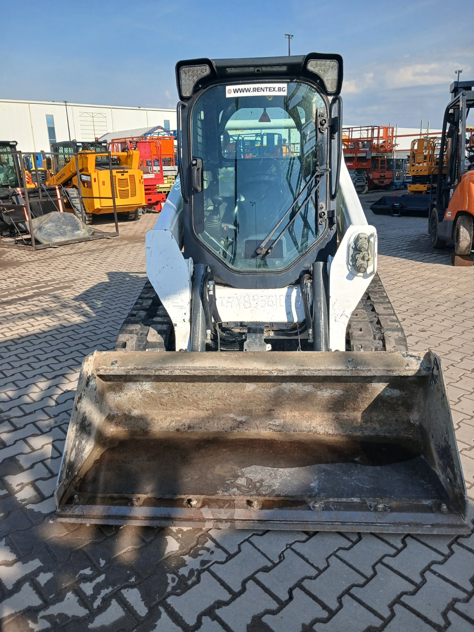 Мини челни товарачи Bobcat T 590, снимка 6 - Индустриална техника - 54353305