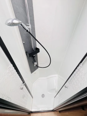 Кемпер Fleurette Discover 71 LMF 180PS-55thEdition, снимка 15