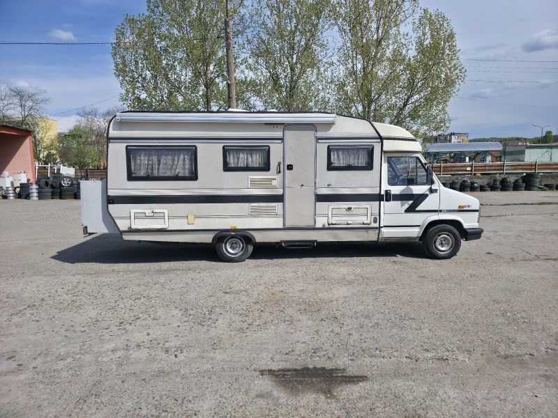 Кемпер Fiat DUCATO 6 местен отличен, снимка 3 - Каравани и кемпери - 51203080