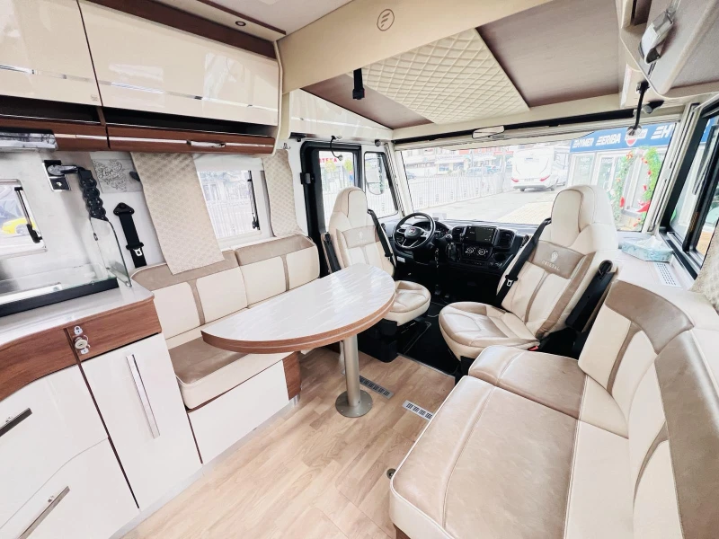 Кемпер Fleurette Discover 71 LMF 180PS-55thEdition, снимка 8 - Каравани и кемпери - 52772436