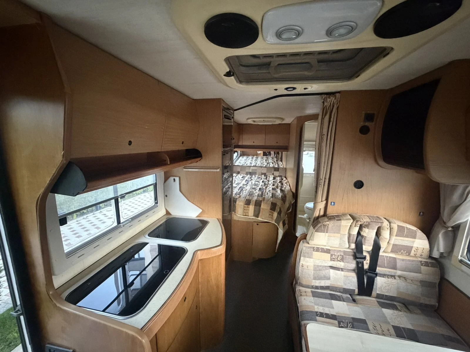 Кемпер Laika EcoVip 1.1, снимка 9 - Каравани и кемпери - 55534745