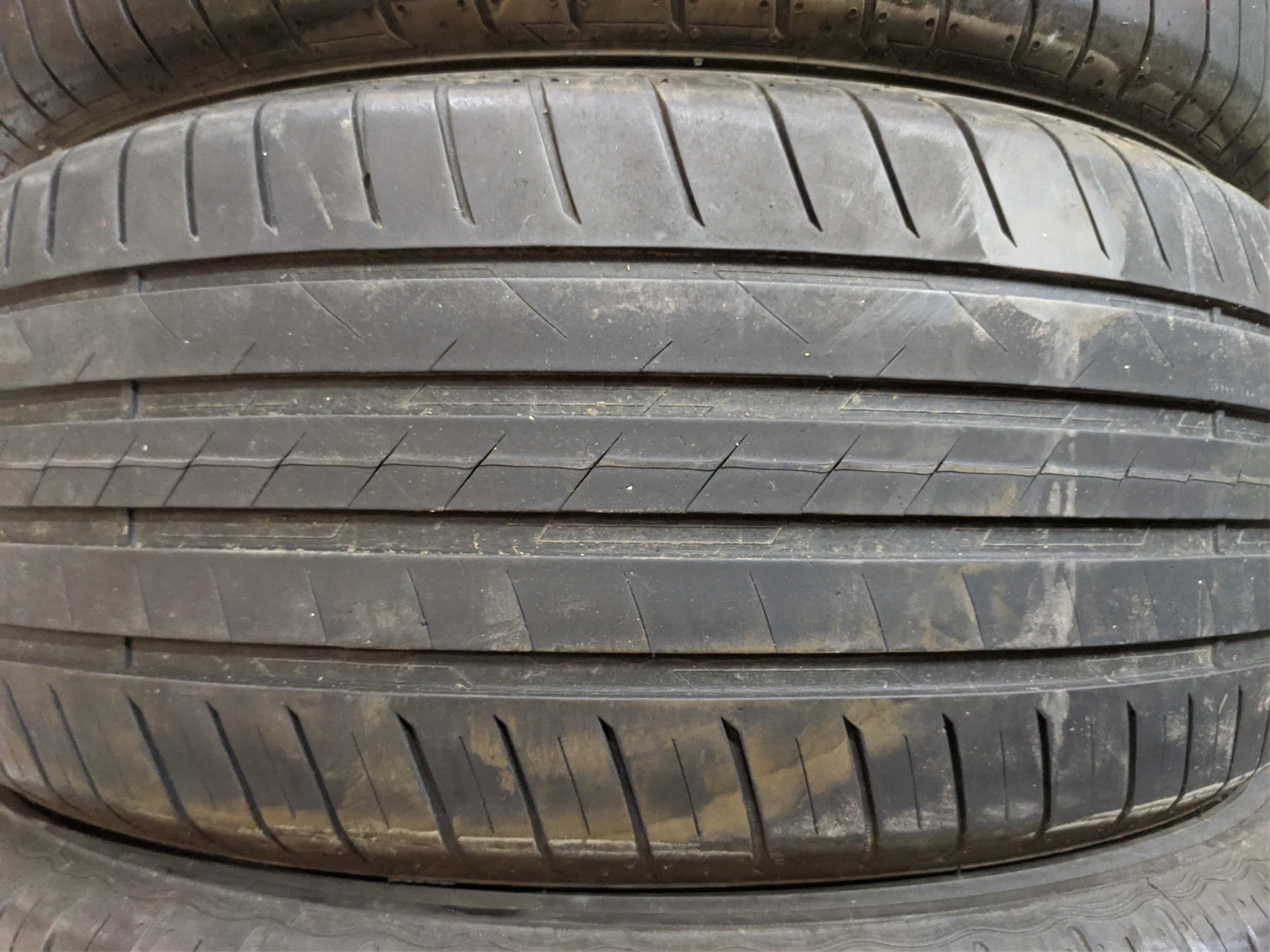 ���� 215/50R18 | Mobile.bg � ����������� 3