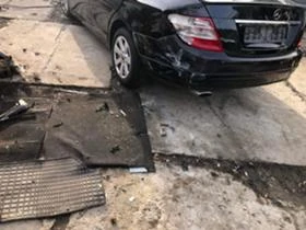 Mercedes-Benz C 200 2.2 cdi на части , снимка 2