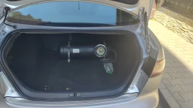 Seat Cordoba 1.4 газов инжекцион и бензин , снимка 2