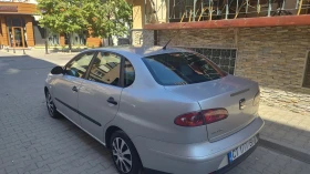 Seat Cordoba 1.4 газов инжекцион и бензин , снимка 8