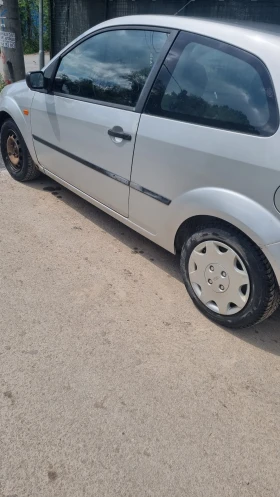 Обява за продажба на Ford Fiesta ~1 600 лв. - изображение 4