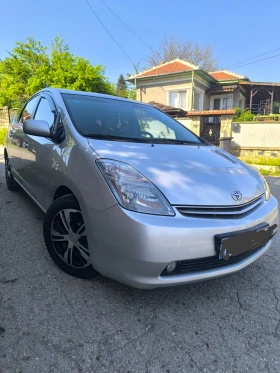 Обява за продажба на Toyota Prius Sol , много запазенс, малкия данък ~7 300 лв. - изображение 2