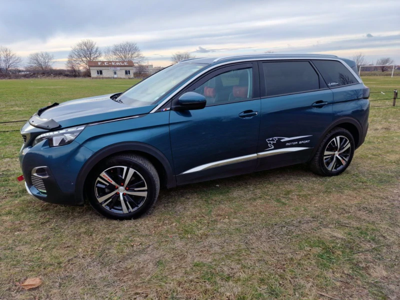 Peugeot 5008 Реални километри!, снимка 5 - Автомобили и джипове - 47396506