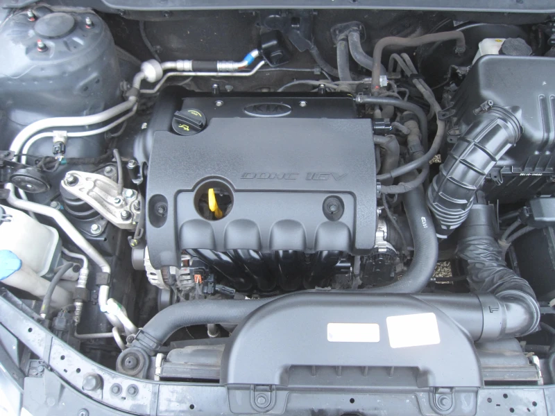 Kia Ceed 1, 4-132xKM., снимка 13 - Автомобили и джипове - 48152789