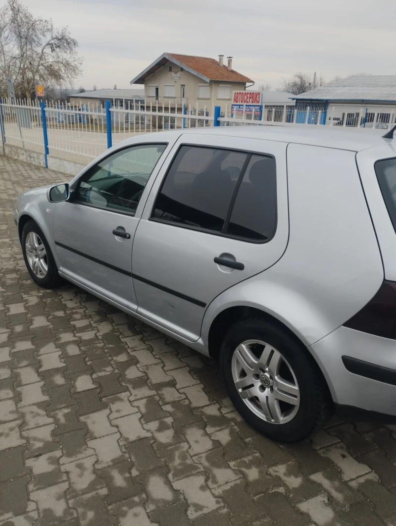 VW Golf, снимка 5 - Автомобили и джипове - 48673473