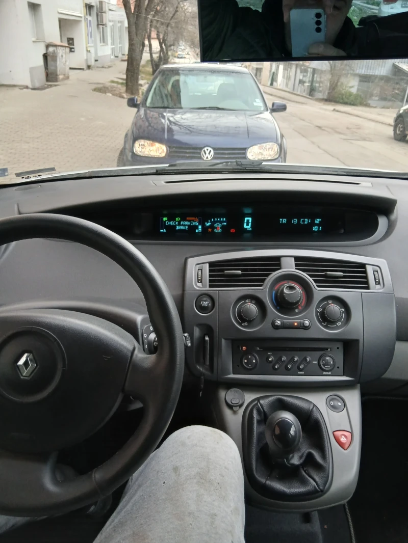 Renault Grand scenic Renault Grand Scenic 1.9 dci 131hp 6 skorosti, снимка 7 - Автомобили и джипове - 49586781