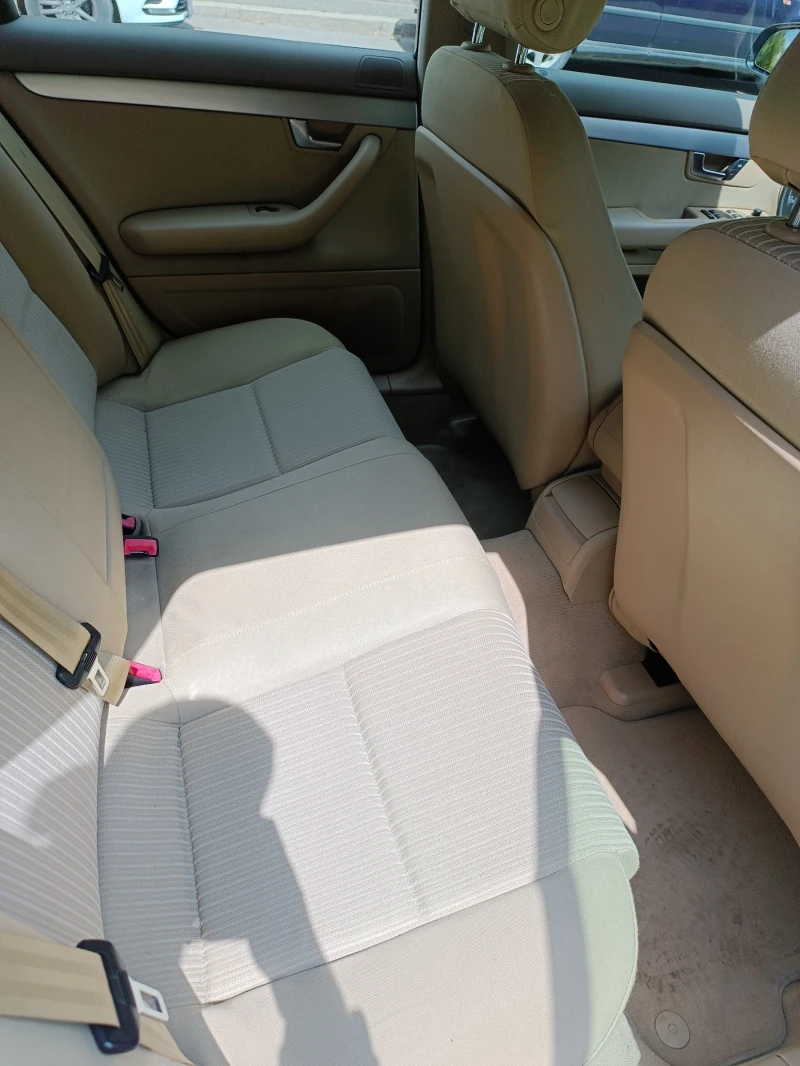 Audi A4 2.0 TDI, снимка 7 - Автомобили и джипове - 52472709