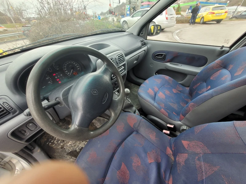 Renault Symbol 1, 4, снимка 7 - Автомобили и джипове - 52036315