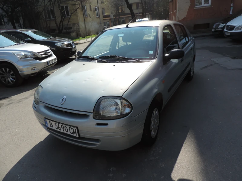 Renault Symbol 1, 4, снимка 5 - Автомобили и джипове - 52036315