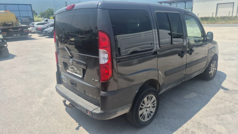 Fiat Doblo Fiat Doblo 1.3 M-JET 90кс КЛИМАТИК 2 стр. ВРАТИ, снимка 6 - Автомобили и джипове - 50641764