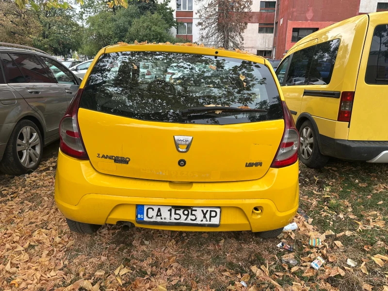 Dacia Sandero 1.2, снимка 2 - Автомобили и джипове - 52739551