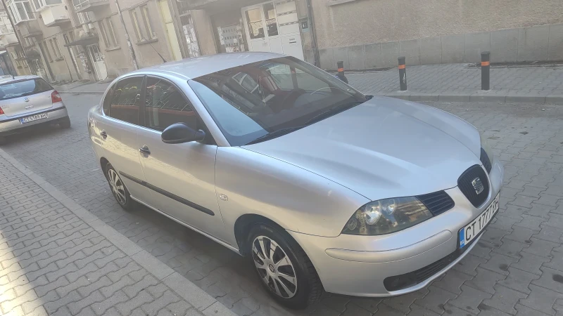 Seat Cordoba 1.4 газов инжекцион и бензин , снимка 17 - Автомобили и джипове - 52367850